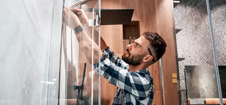 Replace Shower Doors with Frameless Spanaway